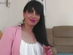 Ərəb yetkin moms böyük Britaniya ilə ac vajina